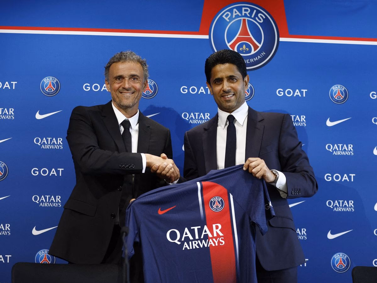 ¿Quiénes son los entrenadores del Paris Saint-Germain?