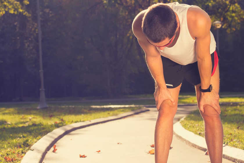 ¿Cuáles son los síntomas del agotamiento por ejercicio?