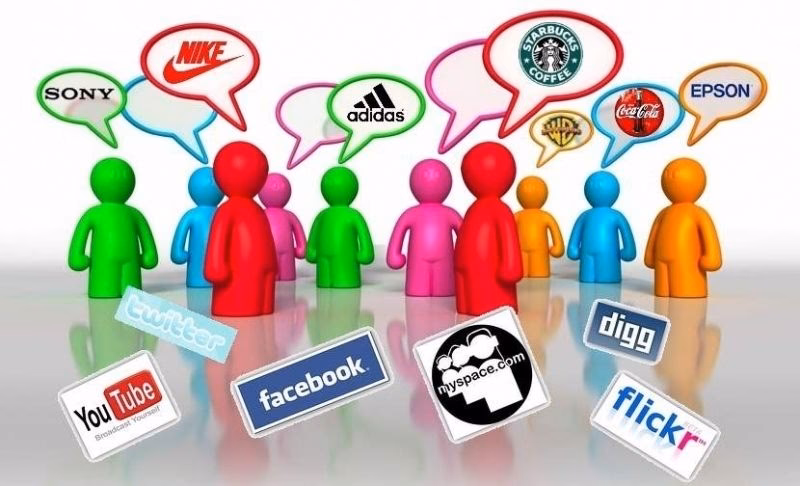 ¿Cuáles son tres beneficios que recibe una empresa al patrocinar un evento deportivo?