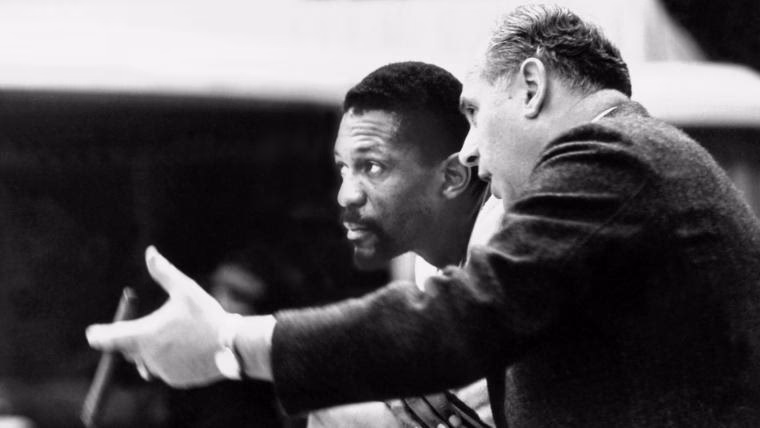 ¿Cuántos anillos ganó Bill Russell como jugador?