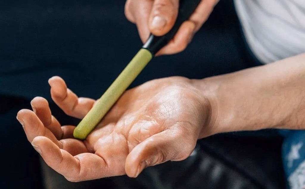 ¿Cómo evitar callos haciendo calistenia?