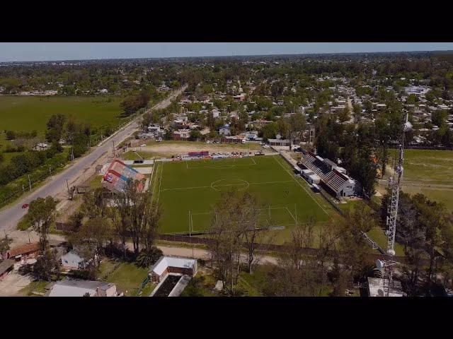 ¿En qué categoría juega el Deportivo Armenio?