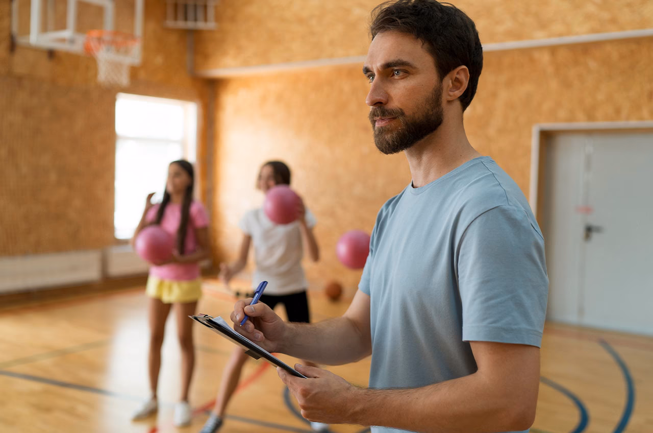 ¿Cuántos años dura la carrera de profesor de gimnasia?