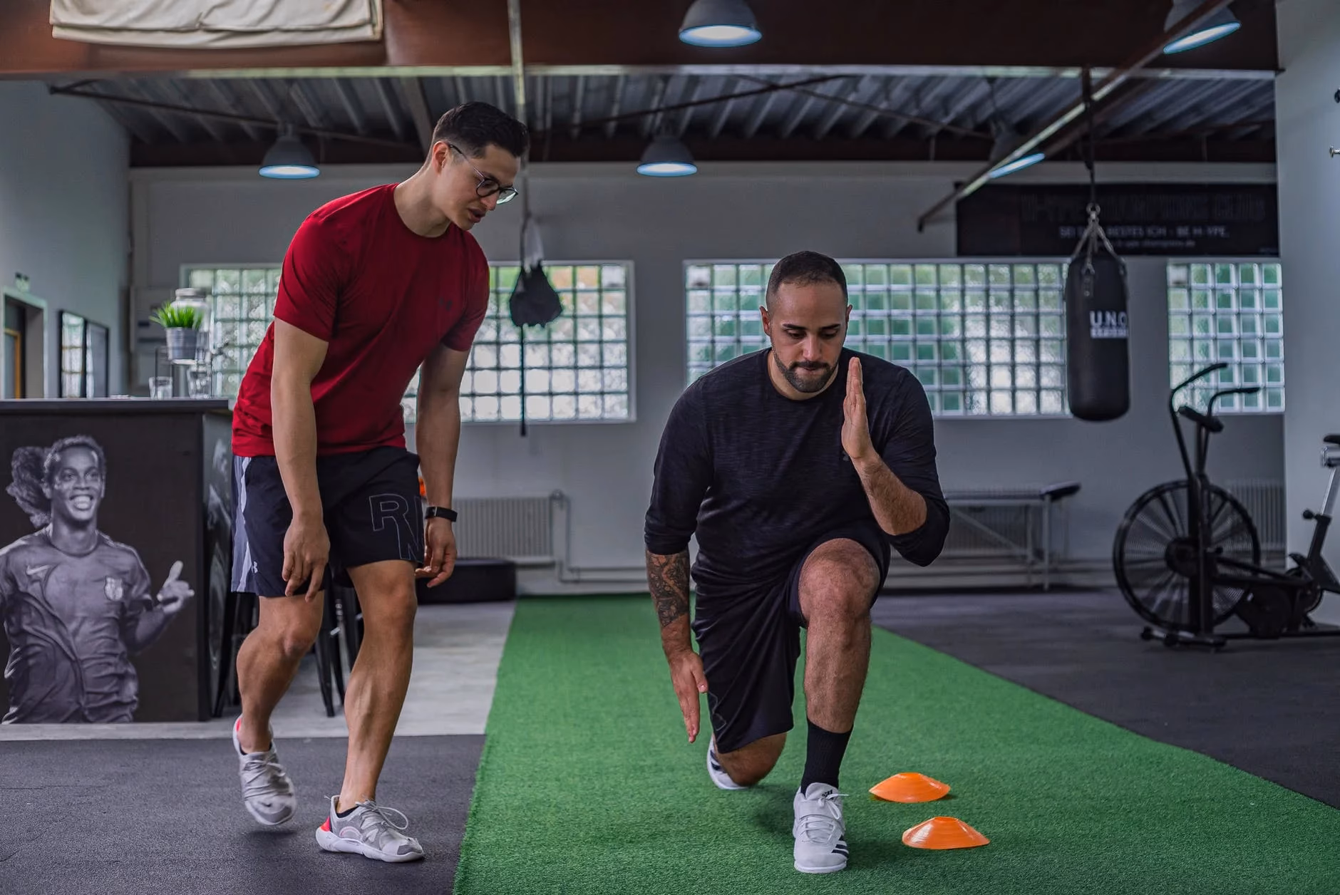 ¿Cómo se llama a los entrenadores de gimnasio?