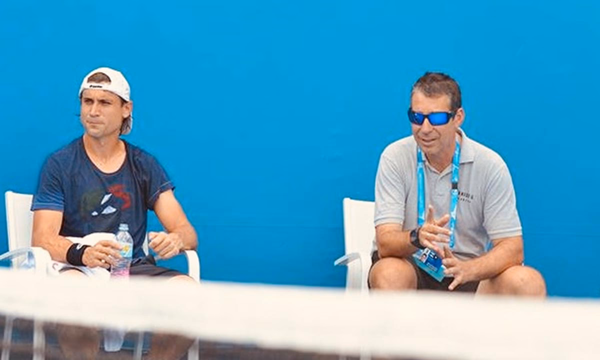 ¿Cuánto gana un entrenador de tenis?