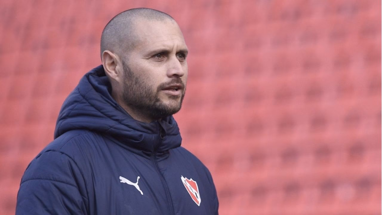 ¿Quién es el entrenador de arqueros de Independiente?