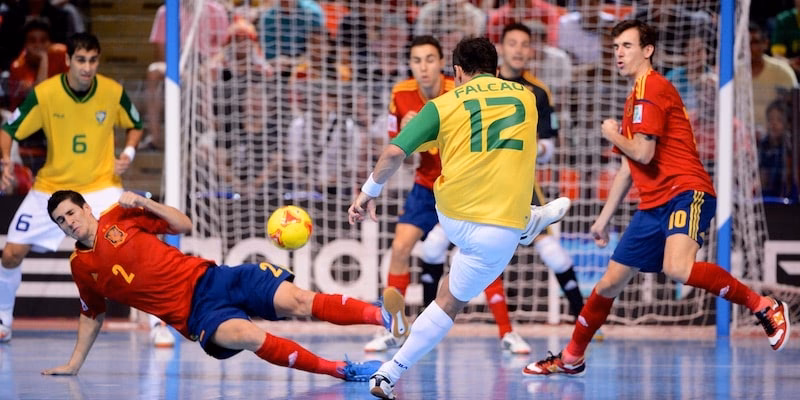 ¿Cuál es la diferencia entre fútbol y futsal?