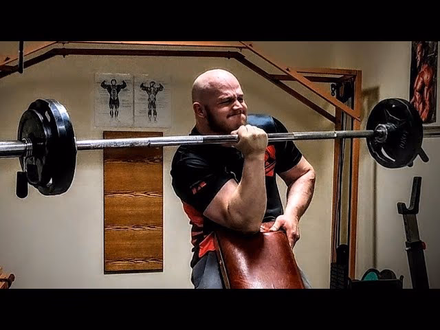 What surgeries has Devon Larratt had?