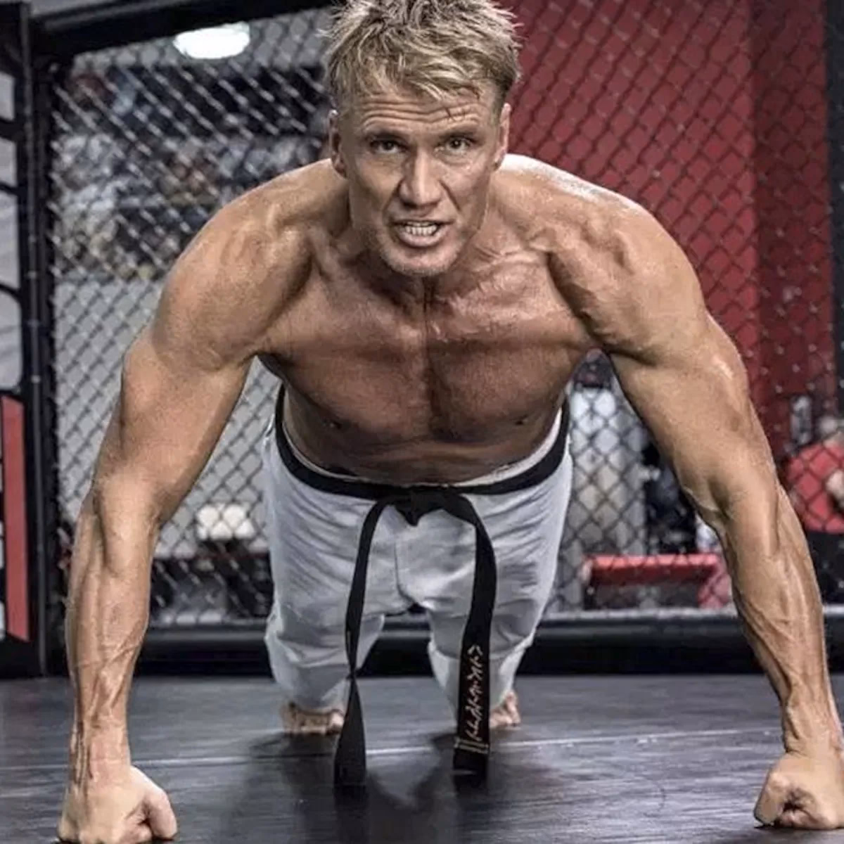 ¿Cuál era la rutina de ejercicios de Dolph Lundgren?