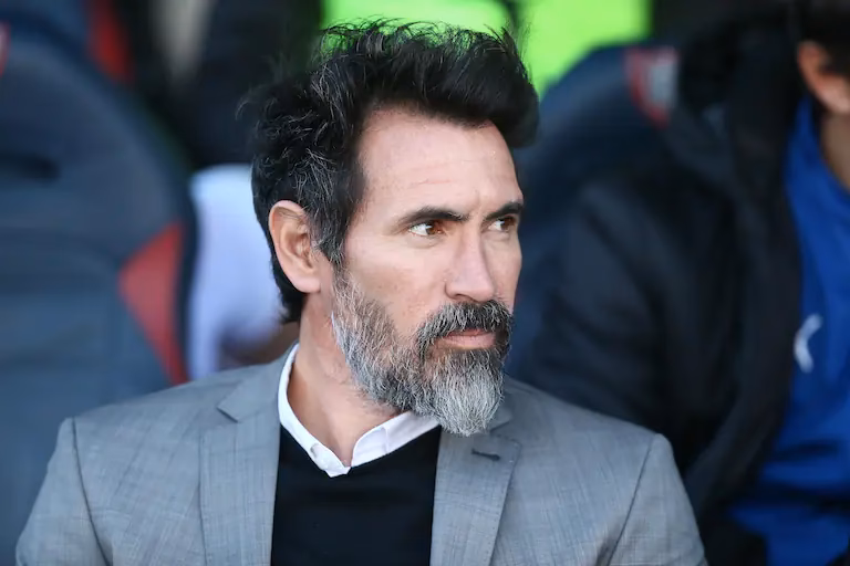 ¿Cuál es el apodo de Sebastián Domínguez?