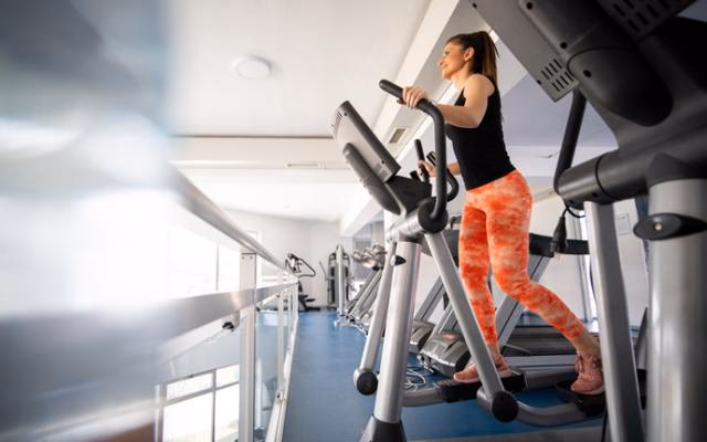 ¿Qué se ejercita con el elíptico?