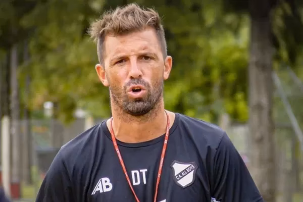 ¿Quién es el actual entrenador de San Martín de Tucumán?