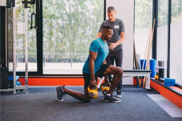 ¿Qué hace un preparador físico deportivo?