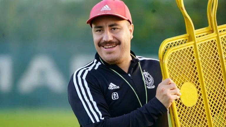 ¿Cuántos títulos oficiales tiene Nacional?