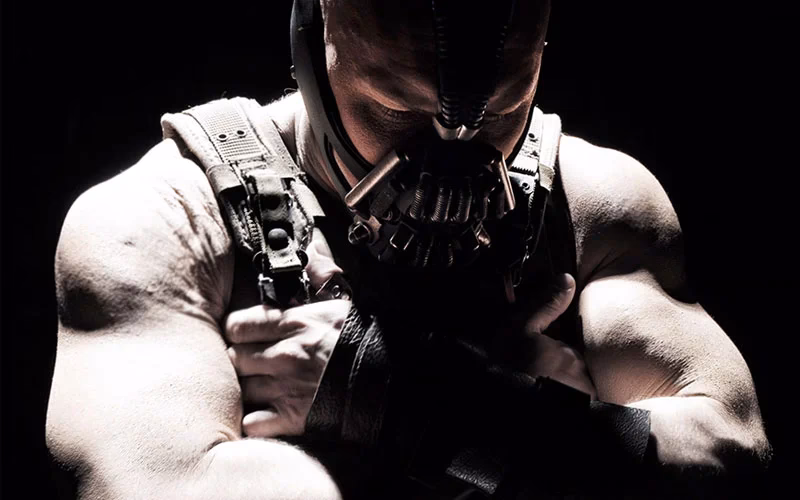 ¿Cuál es la rutina de Tom Hardy para convertirse en Bane?