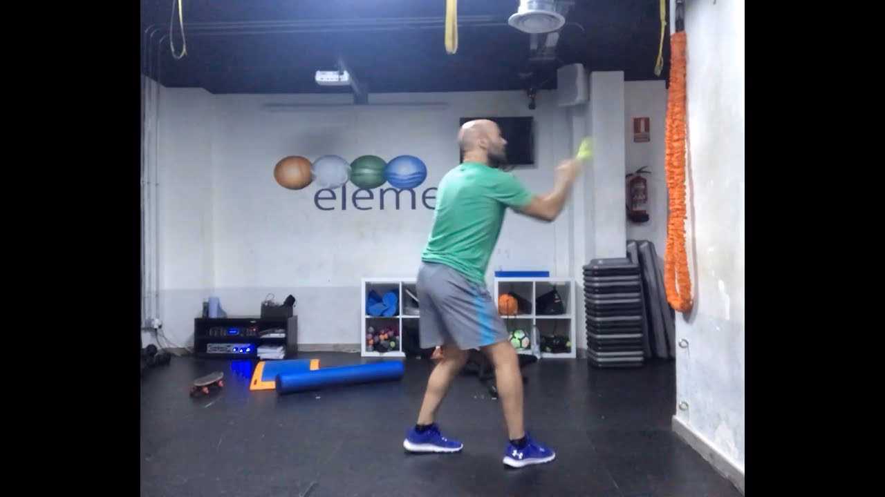 ¿Son buenas las pelotas de tenis para el boxeo?