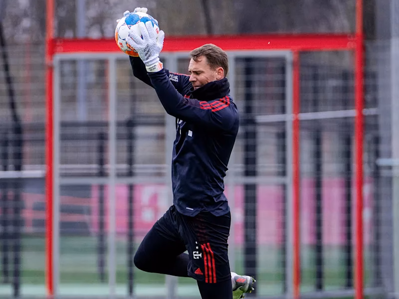 ¿Qué tiene Manuel Neuer?