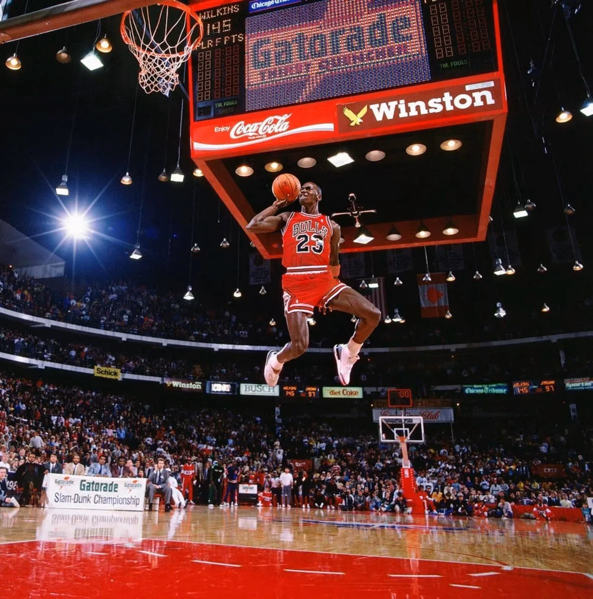 ¿Cuánto duró el salto de Michael Jordan?