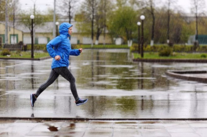¿Qué pasa si entreno bajo la lluvia?