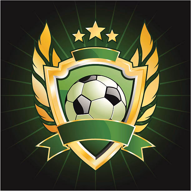 ¿Cuánto mide el escudo de una camiseta?