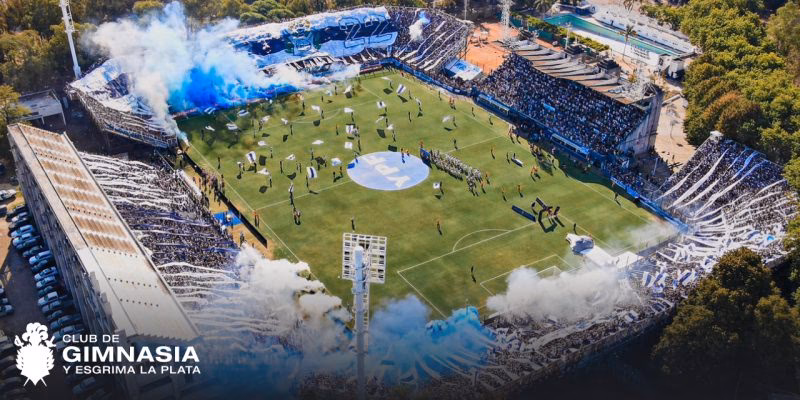 ¿Cuál es la capacidad del estadio de Gimnasia de La Plata?