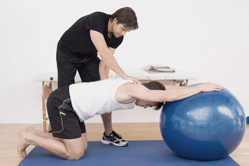 ¿Es bueno caminar con una hernia discal?