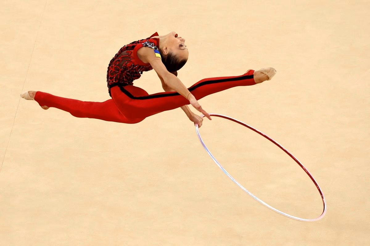 ¿Qué edad tiene la gimnasta rítmica ucraniana?
