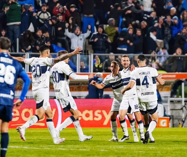 ¿Dónde pasan Defensa y Justicia hoy?