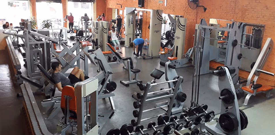 ¿City Fitness tiene pesas libres?