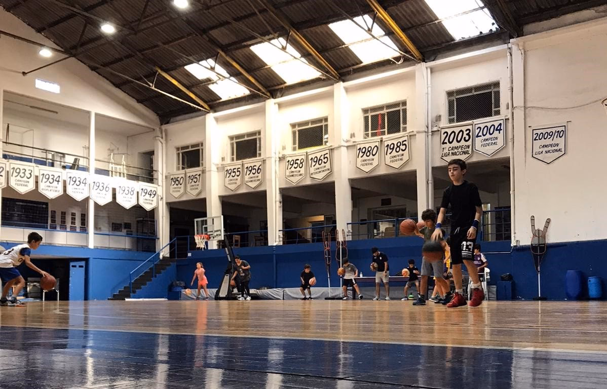 ¿Quién es el 5 de Defensor Sporting?