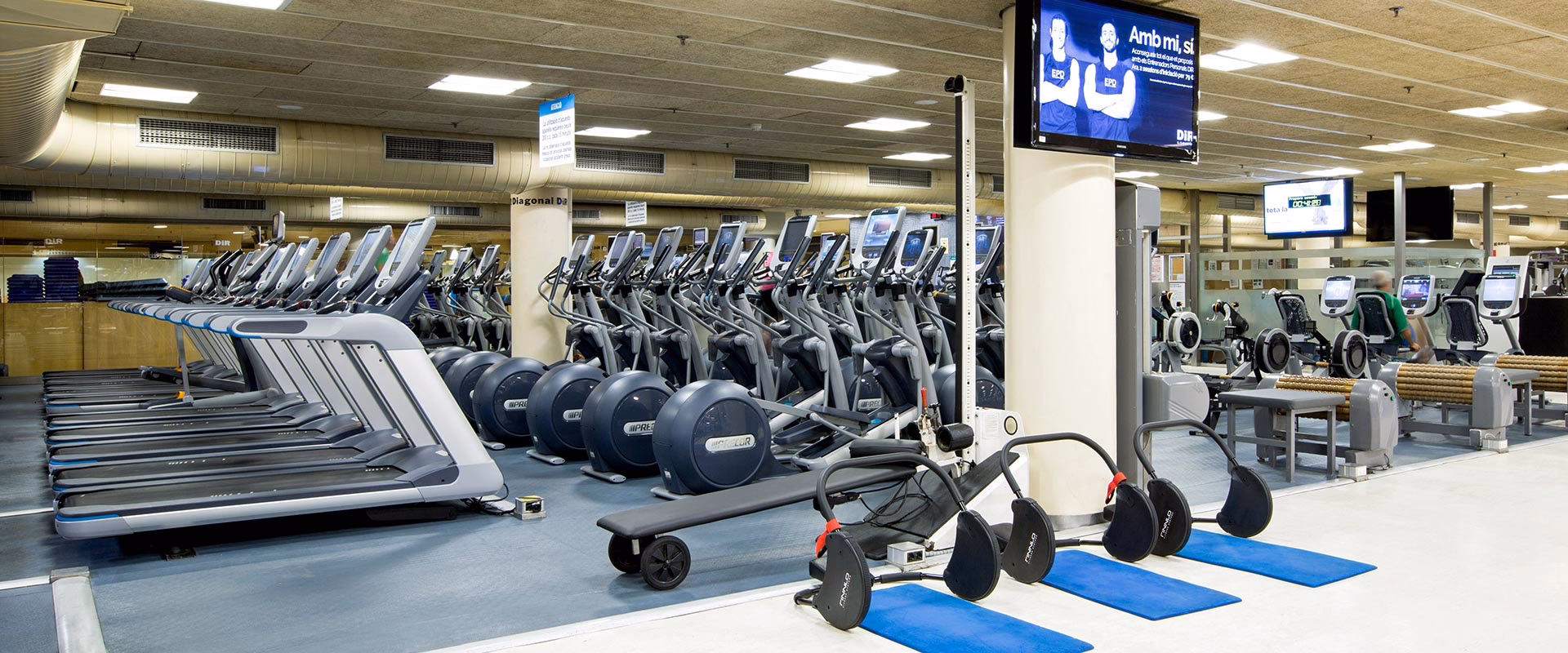 ¿Cuánto mide la piscina del DiR Diagonal?