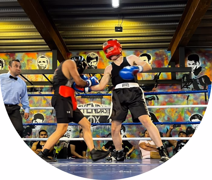 ¿Quién es el dueño del gimnasio de boxeo Legends?