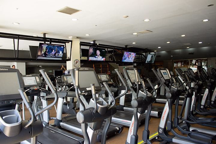 ¿Cuál es el horario de la piscina de Lo Barnechea?