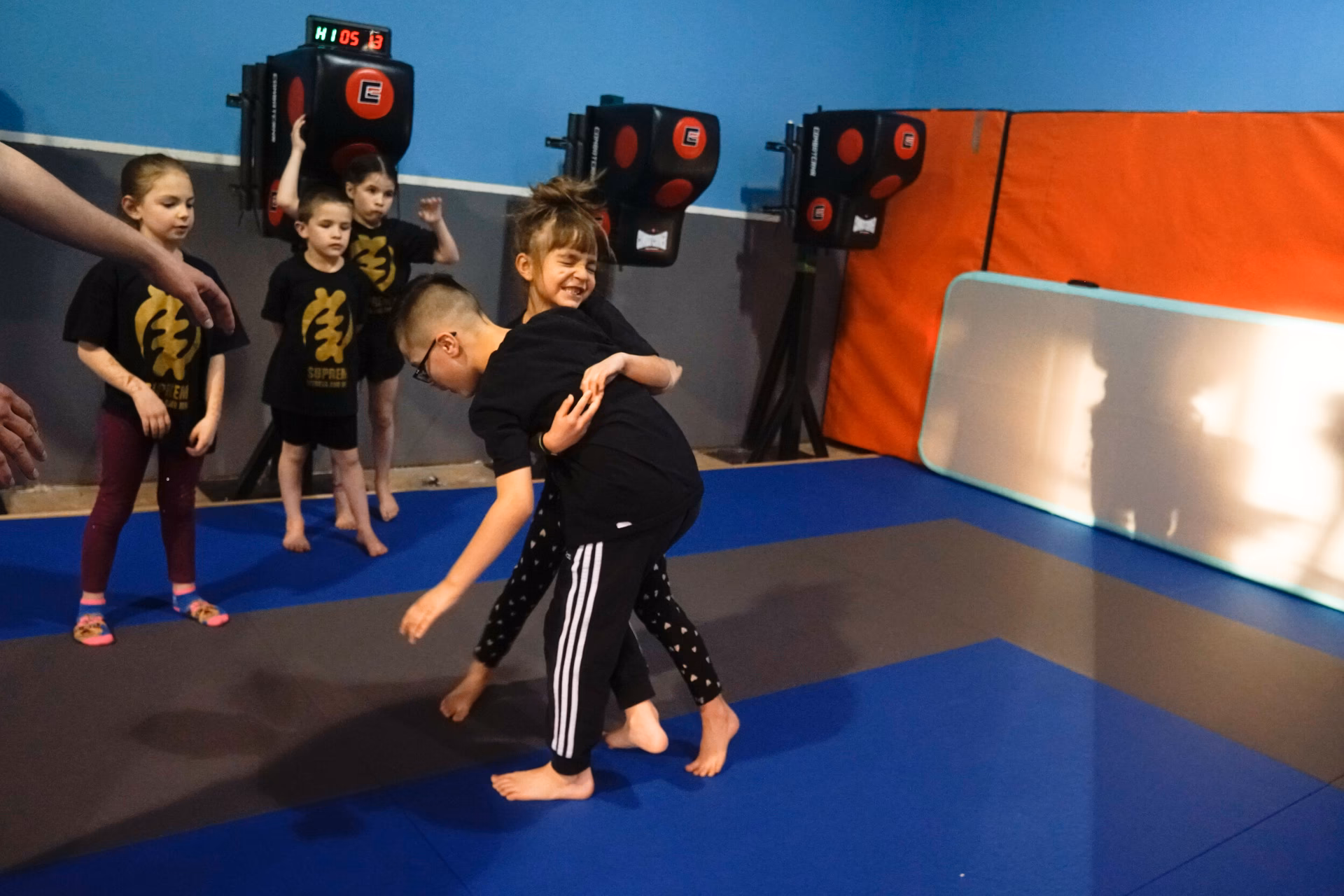 ¿Cuánto cuesta un gimnasio de MMA?