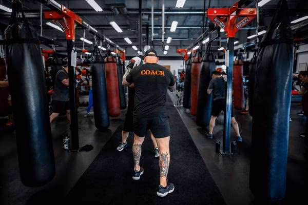 ¿Cuánto cuesta un gimnasio de MMA?