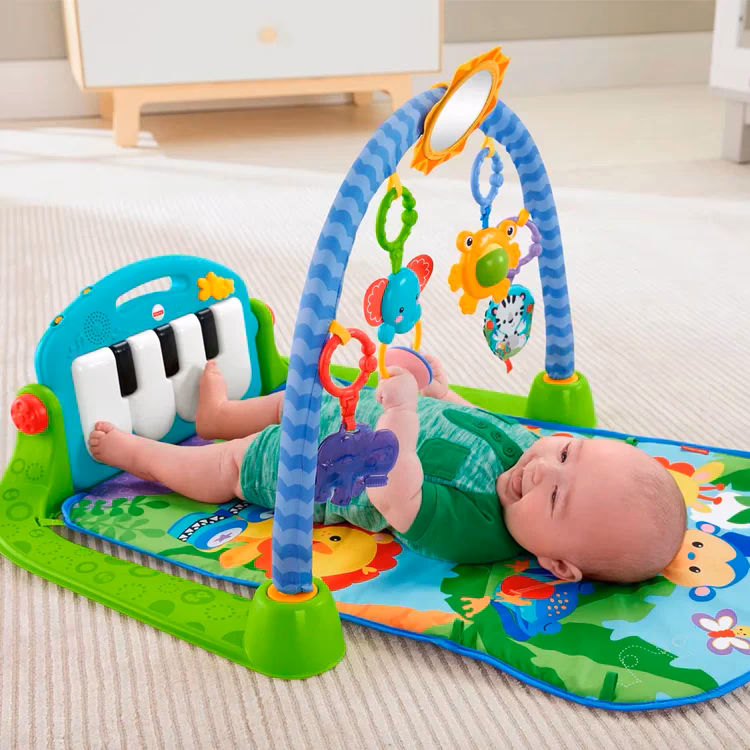 ¿Cuándo empezar a poner al bebé en el gimnasio?