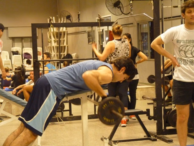 ¿UNL tiene un gimnasio?