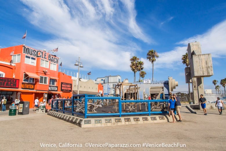 What famous bodybuilders are at Venice Beach?