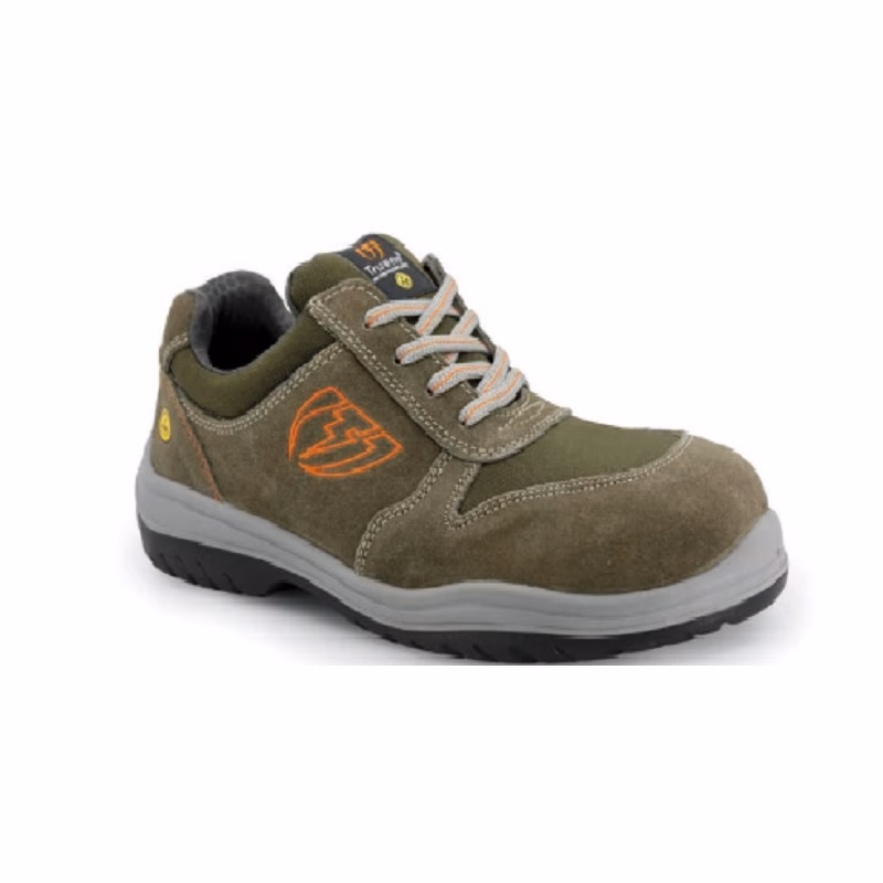 ¿Cuánto pesa un calzado deportivo?