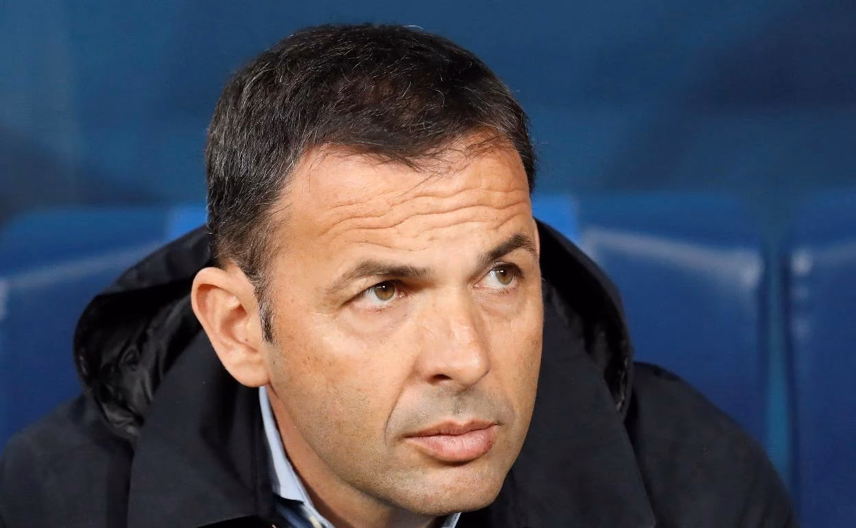 ¿Qué equipo entrena Javier Calleja?