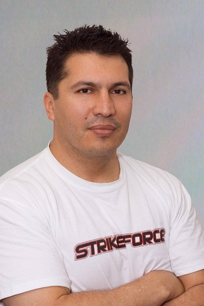 ¿Quién es el entrenador de Makhachev?