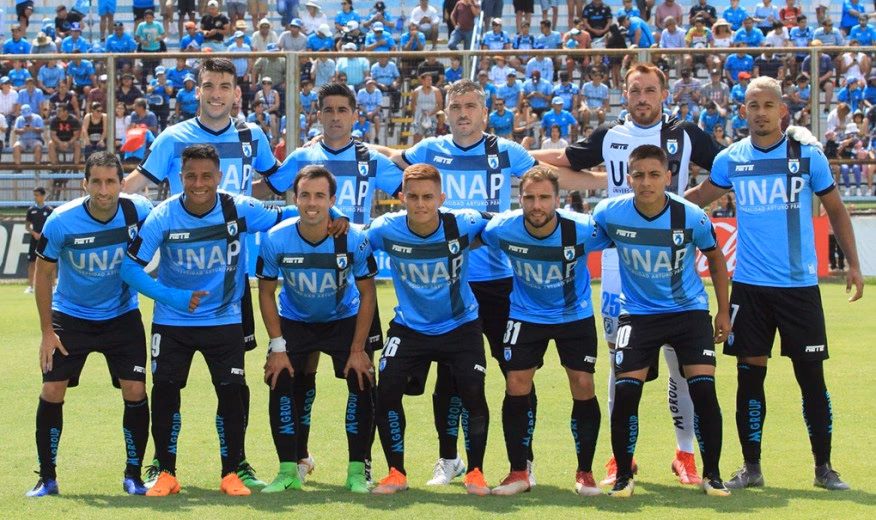 ¿Quién es el lateral izquierdo de Deportes Iquique?