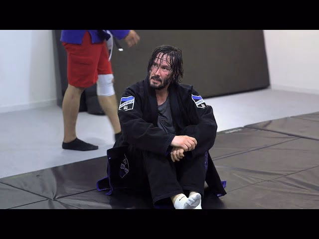 ¿Qué arte marcial practica Keanu Reeves?