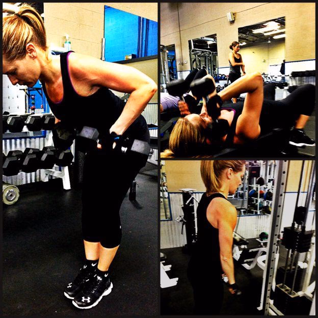 ¿Linda Hamilton es sorda de un oído?