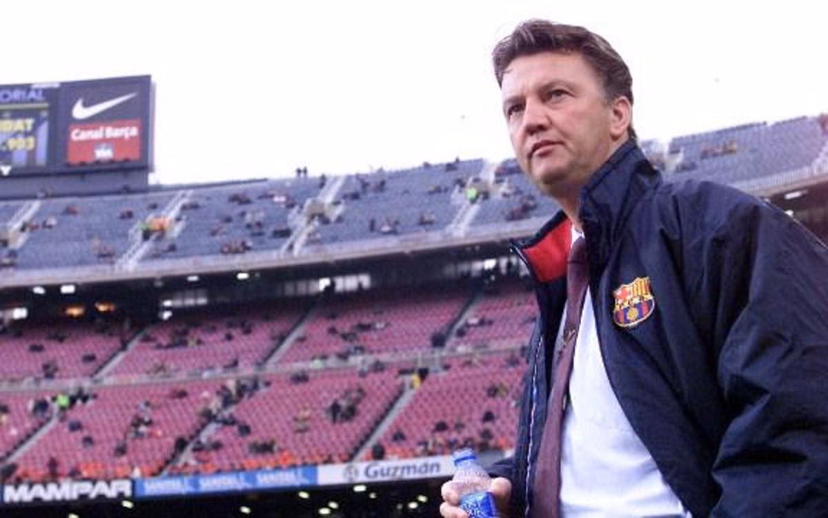 ¿Dónde ha entrenado Van Gaal?