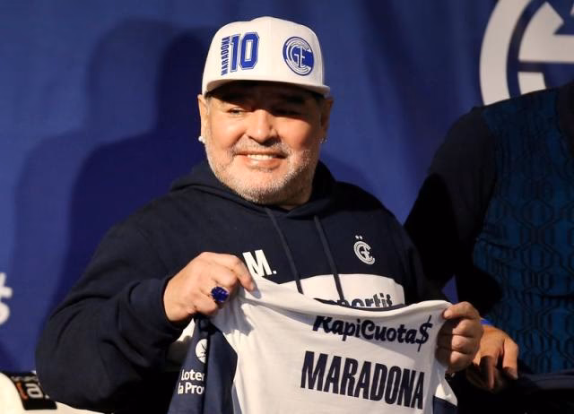 ¿Cuándo vuelve Maradona a FC?