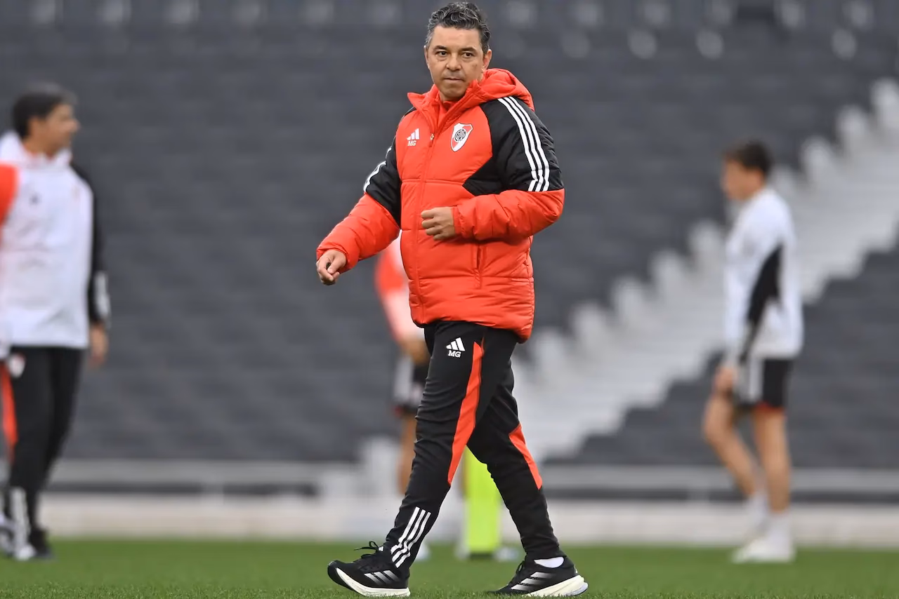 ¿Qué táctica usa Gallardo?