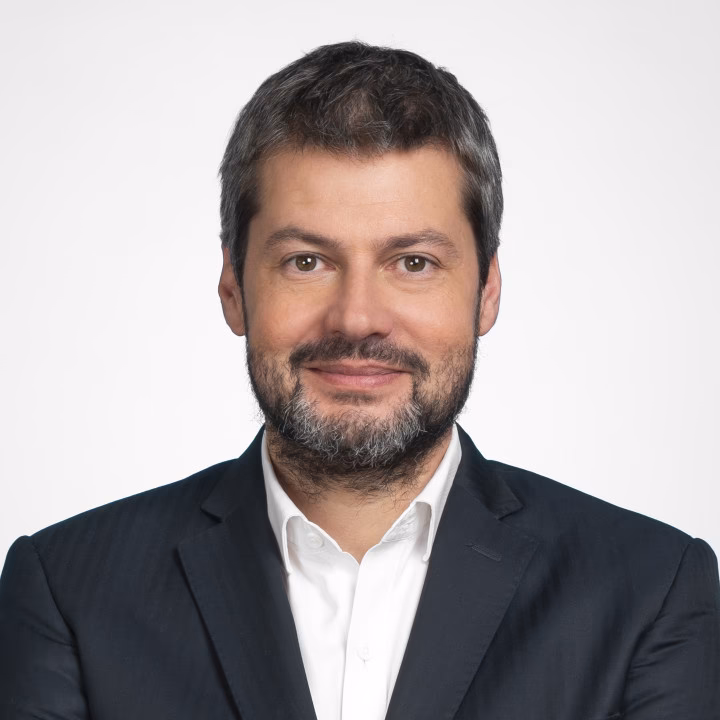 ¿Quién es el ministro de deporte?