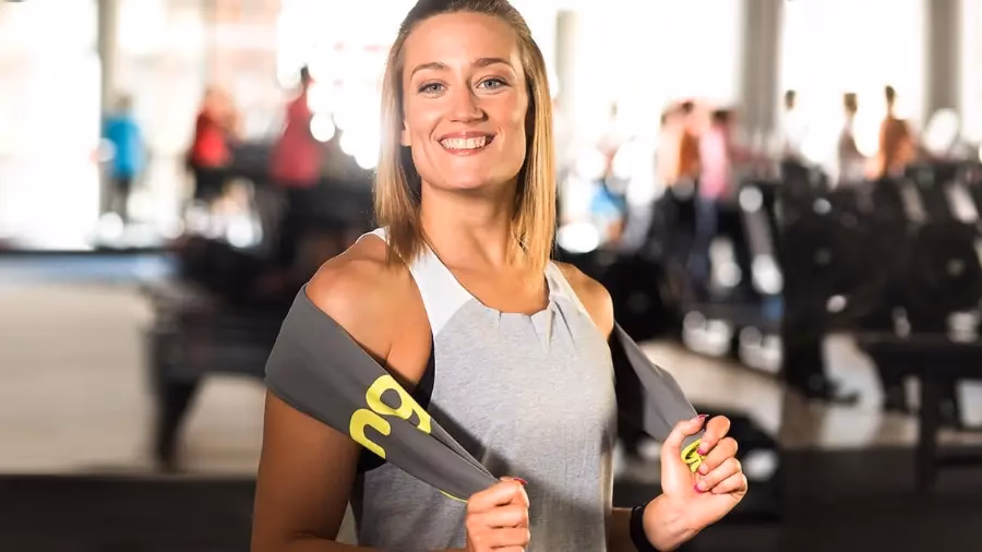 ¿Dónde entrena Mireia Belmonte?