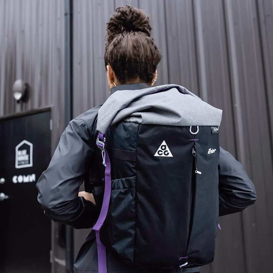 ¿Qué tamaño tiene una mochila de 24 litros?